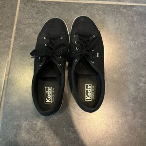 Black Keds